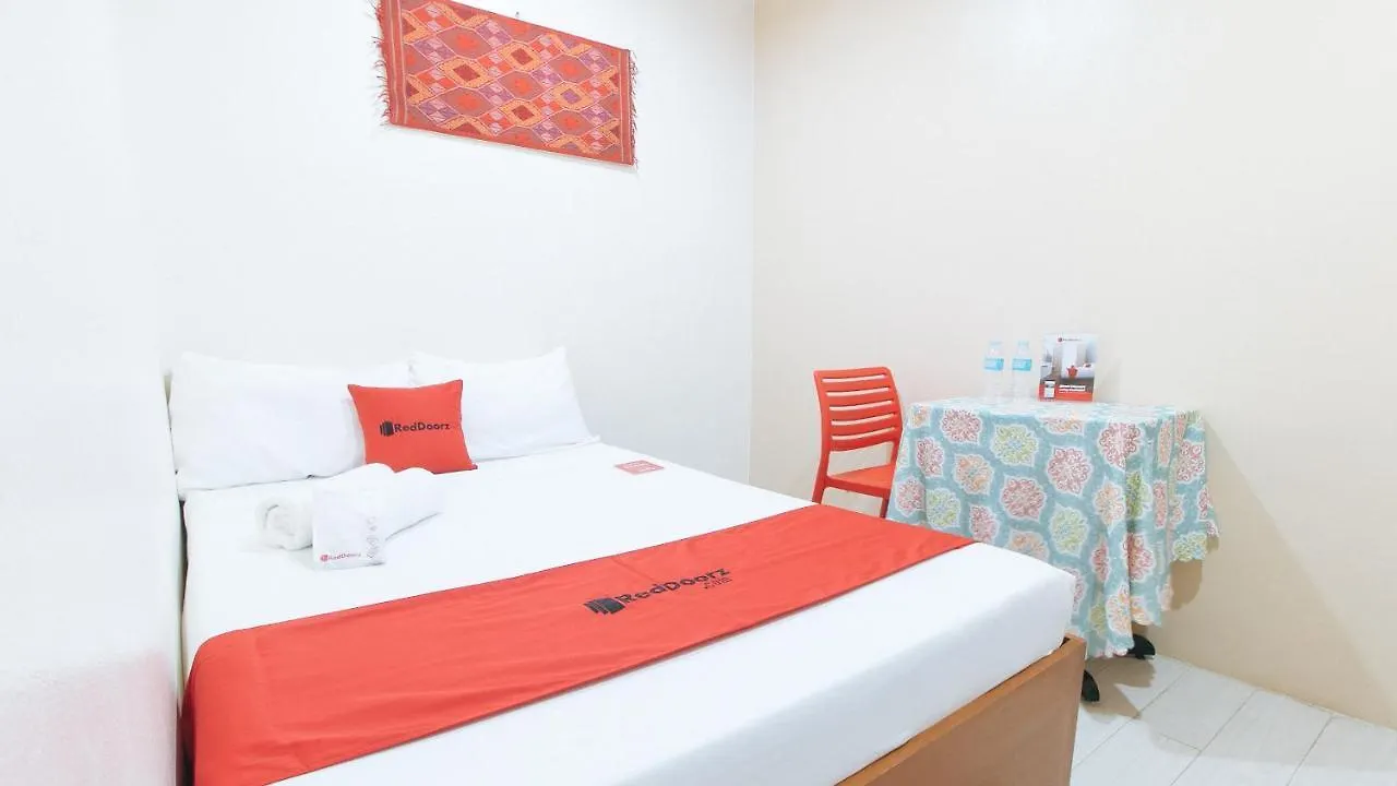 Reddoorz Plus At Eco Green Boutique Hotel Davao